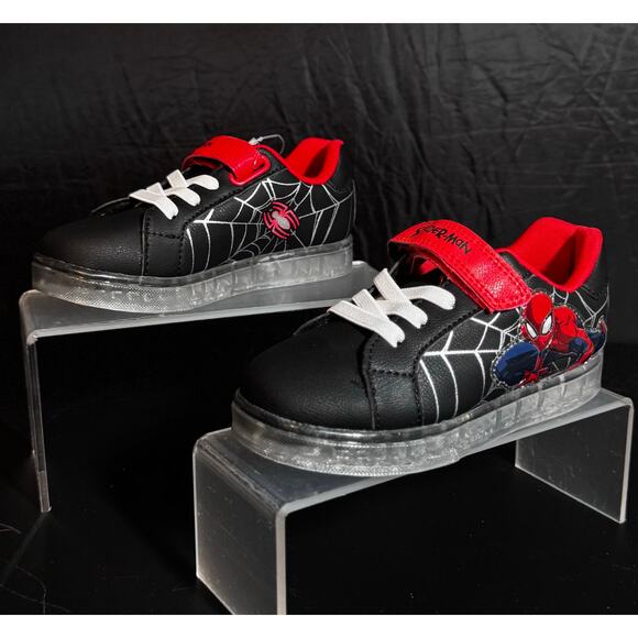 Disney Spiderman Light Up Sneakers Kids Size 11 - Picture 1 of 8
